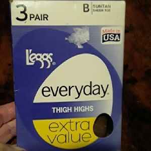 NWT Leggs Sz B Suntan Super Sexy Thigh High Extra Value 3 Pack
